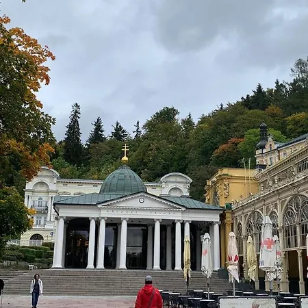 Dream For A With A Bedroom And Living Room!